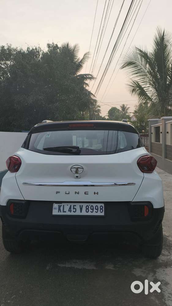 Tata Punch Creative Amt, 2022, Petrol