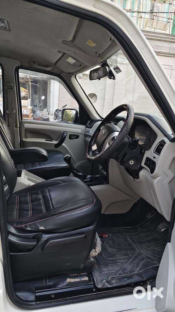 Mahindra Scorpio S10, 2017, Diesel