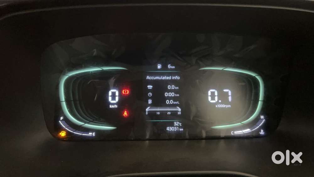 Kia Carens 1.5 Luxury Plus Diesel 7str Imt, 2022, Diesel