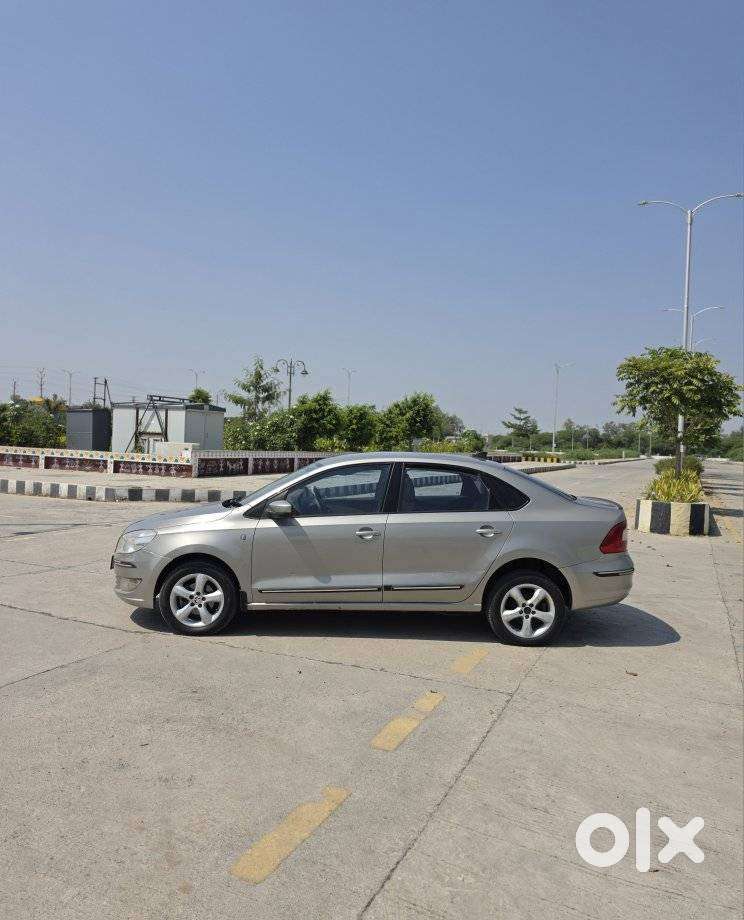 Skoda Rapid 1.5 Tdi Ambition With Alloy Wheel, 2014, Diesel