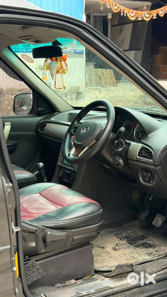 Tata Safari Storme Ex