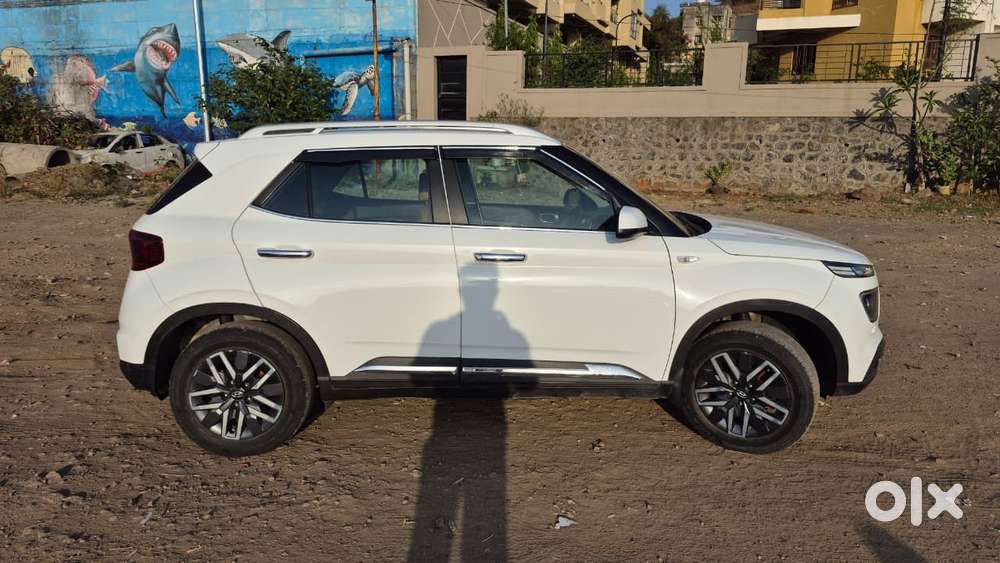Hyundai Venue Sx, 2021, Cng & Hybrids