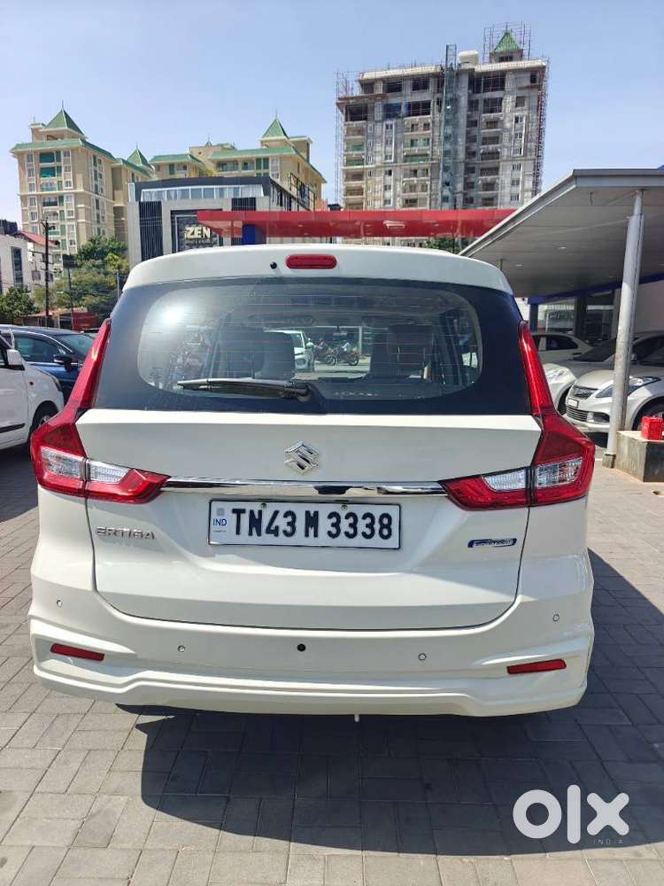 Maruti Suzuki Ertiga Zxi Plus Shvs, 2022, Petrol
