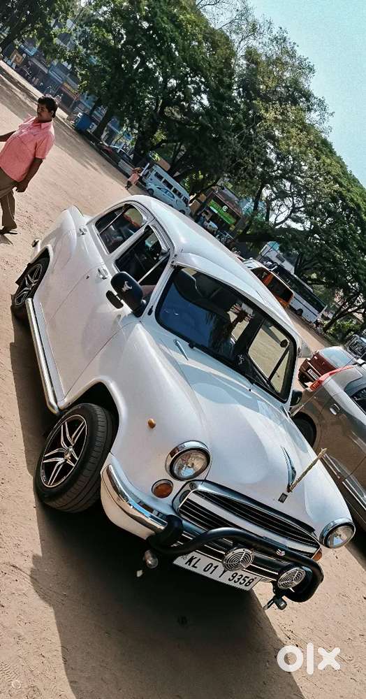 Ambassador Classic 2002 Dsz