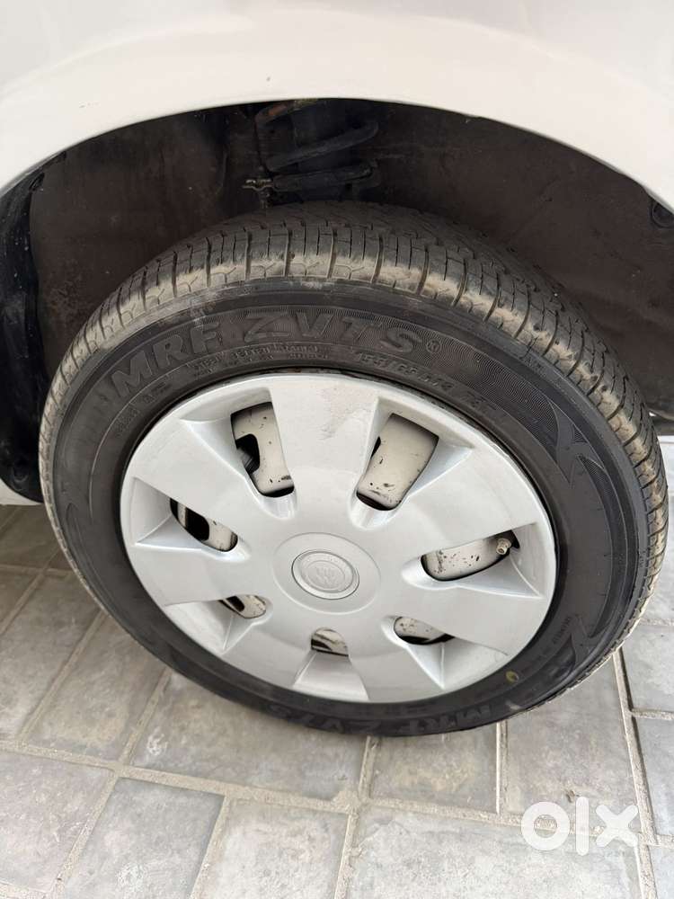 Maruti Suzuki Alto K10 2010-2014 Lxi, 2011, Petrol