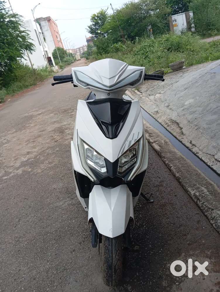 Royal New e-bikes Scooters 1822758596