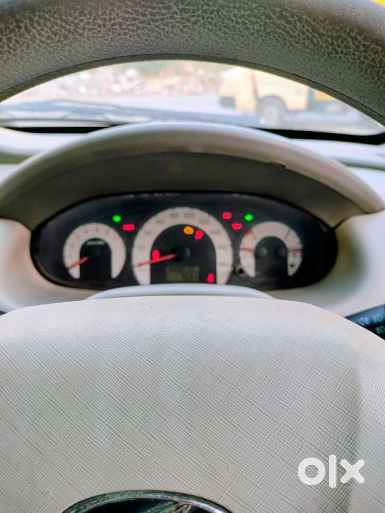 Mahindra Quanto C6, 2012, Diesel