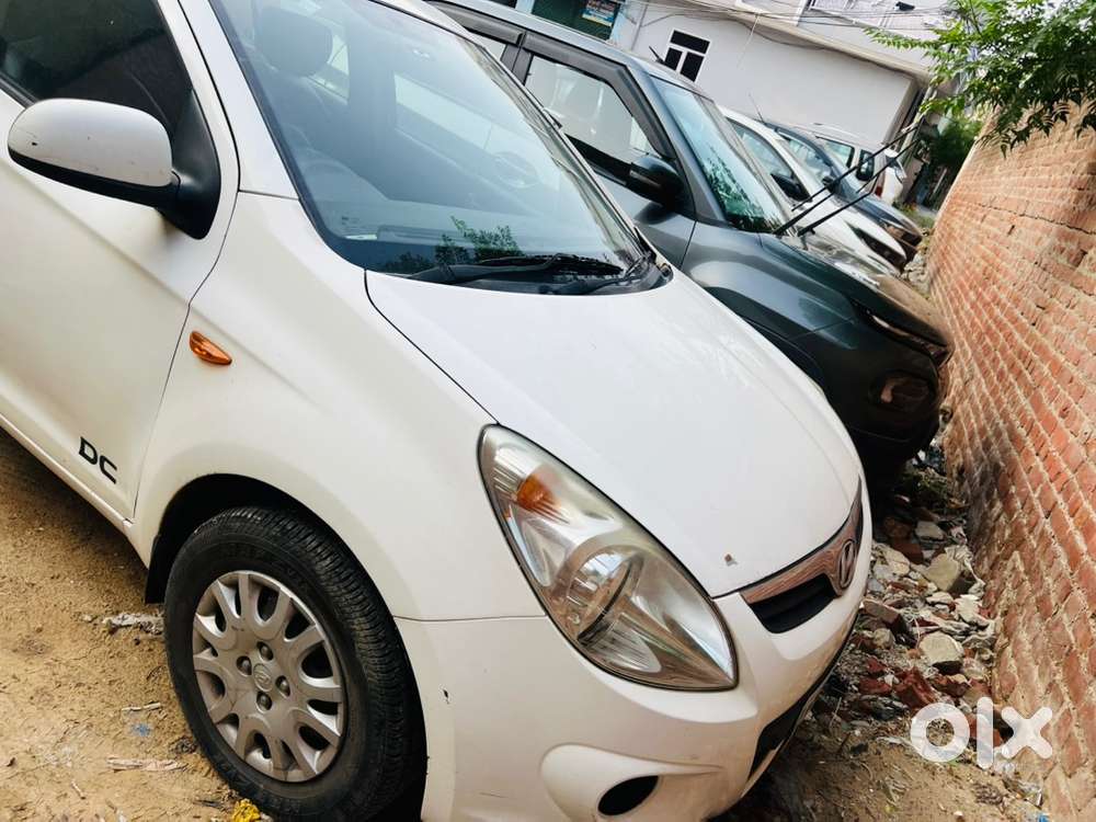 Hyundai I20 2011 Petrol Well Maintained