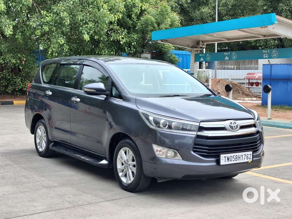 Toyota Innova Crysta 2.4 V, 2016, Diesel