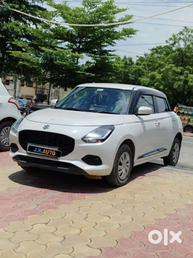 Maruti Suzuki Swift 1.2 Vxi (o), 2025, Petrol