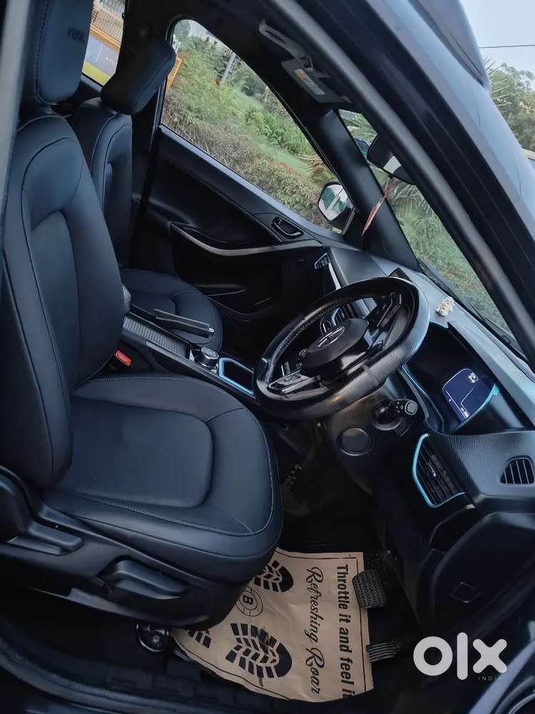 Tata Nexon Ev Xz+ Lux Dark Edition  2023  Top Model
