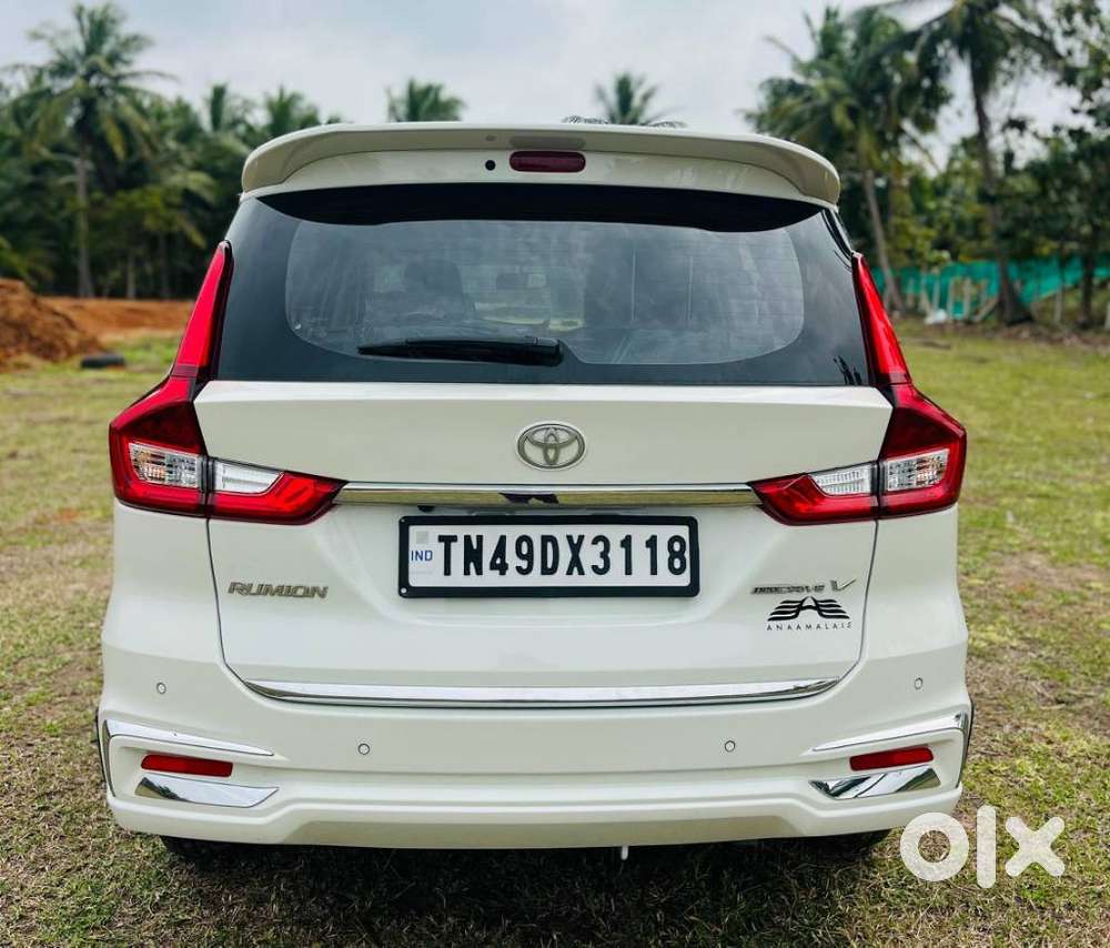 Toyota Rumion V At, 2025, Petrol
