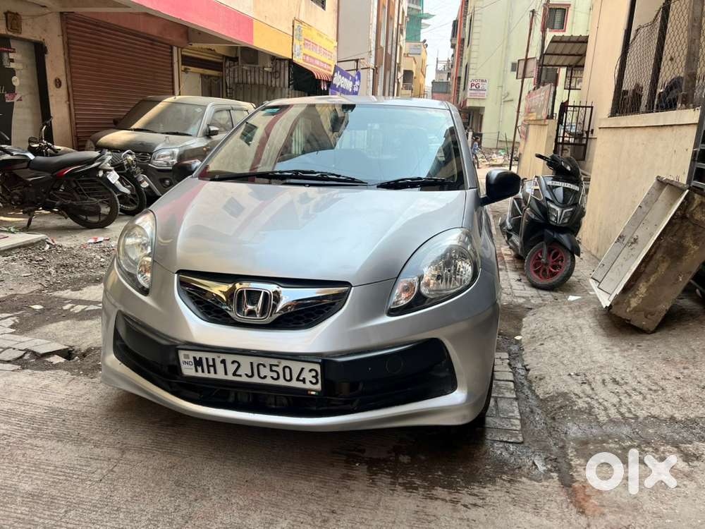 Honda Brio Petrol 2012 Car