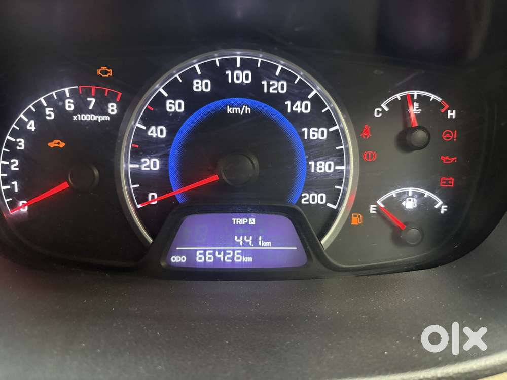Hyundai Grand I10 Magna, 2015, Petrol