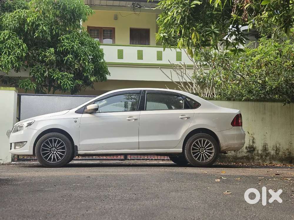 Skoda Rapid 2013 Diesel Urgent Sale Well Maintained