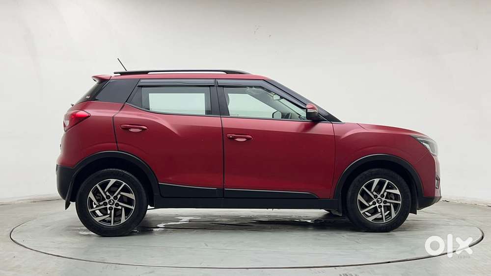 Mahindra Xuv300 W8 (o) 1.5 Diesel Amt, 2023, Diesel
