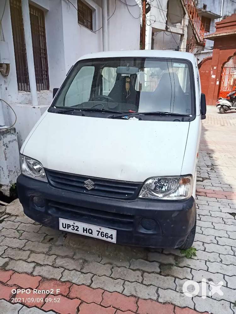 Maruti Suzuki Eeco 2017 Petrol 32000 Km Driven