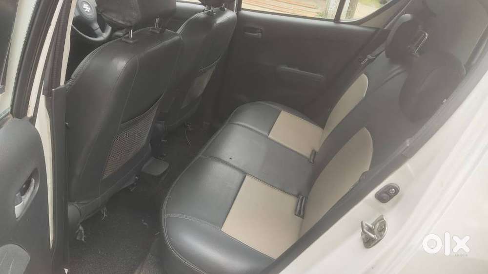 Maruti Suzuki Ritz Vxi, 2012, Petrol