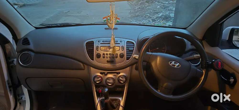 Hyundai I10 Sportz 2013