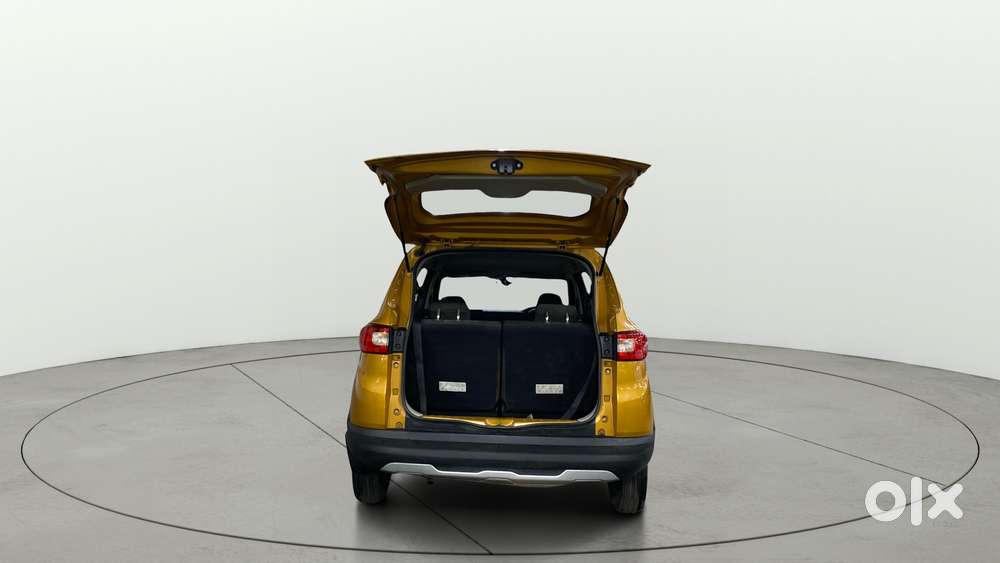 Renault Triber Rxz, 2019, Petrol