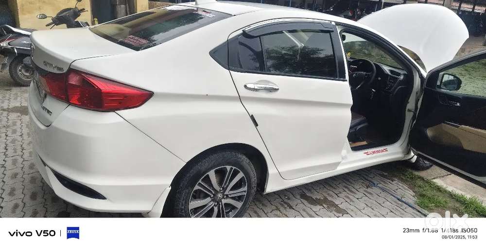 Honda City Hybrid 2016 Diesel Variant