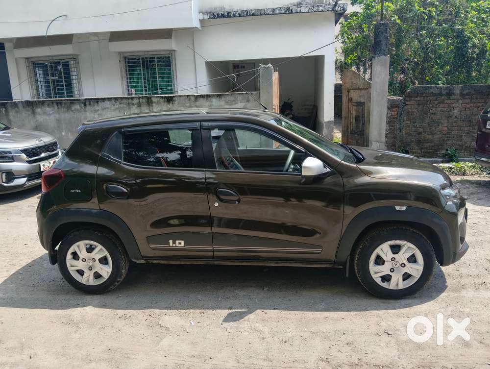 Renault Kwid 1.0 Rxt Amt, 2022, Petrol