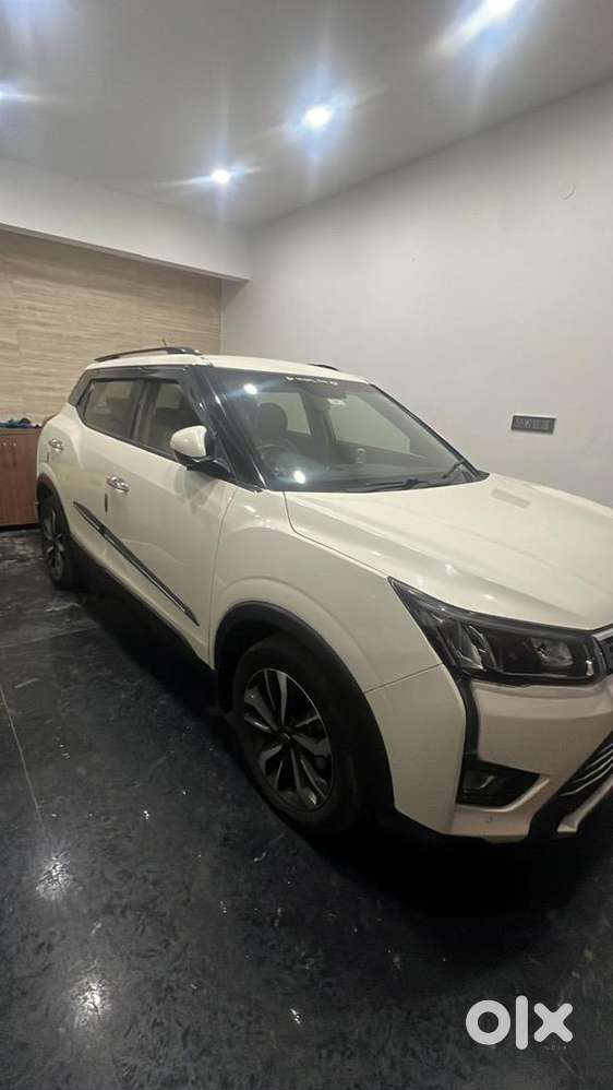 Mahindra Petrol Car 2021