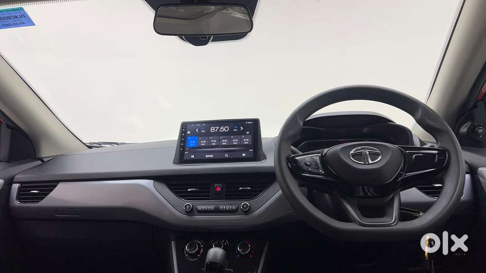 Tata Nexon 1.2 Revotron Xma Amt (s), 2022, Petrol