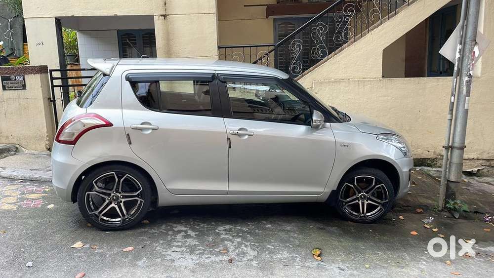Maruti Suzuki Swift 2016 Petrol 107000 Km Driven