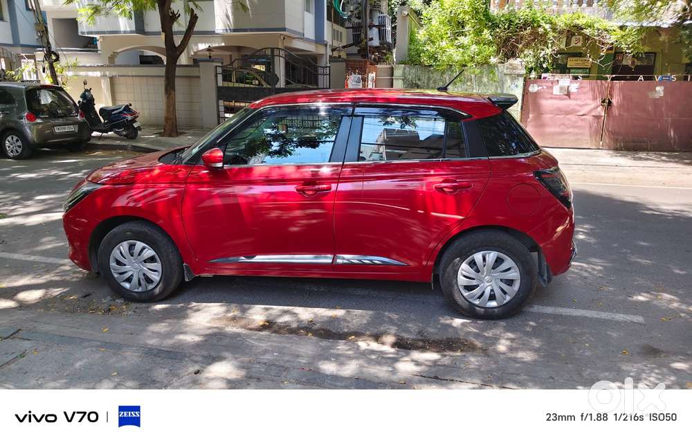Maruti Suzuki Swift Vxi Optional, 2025, Petrol