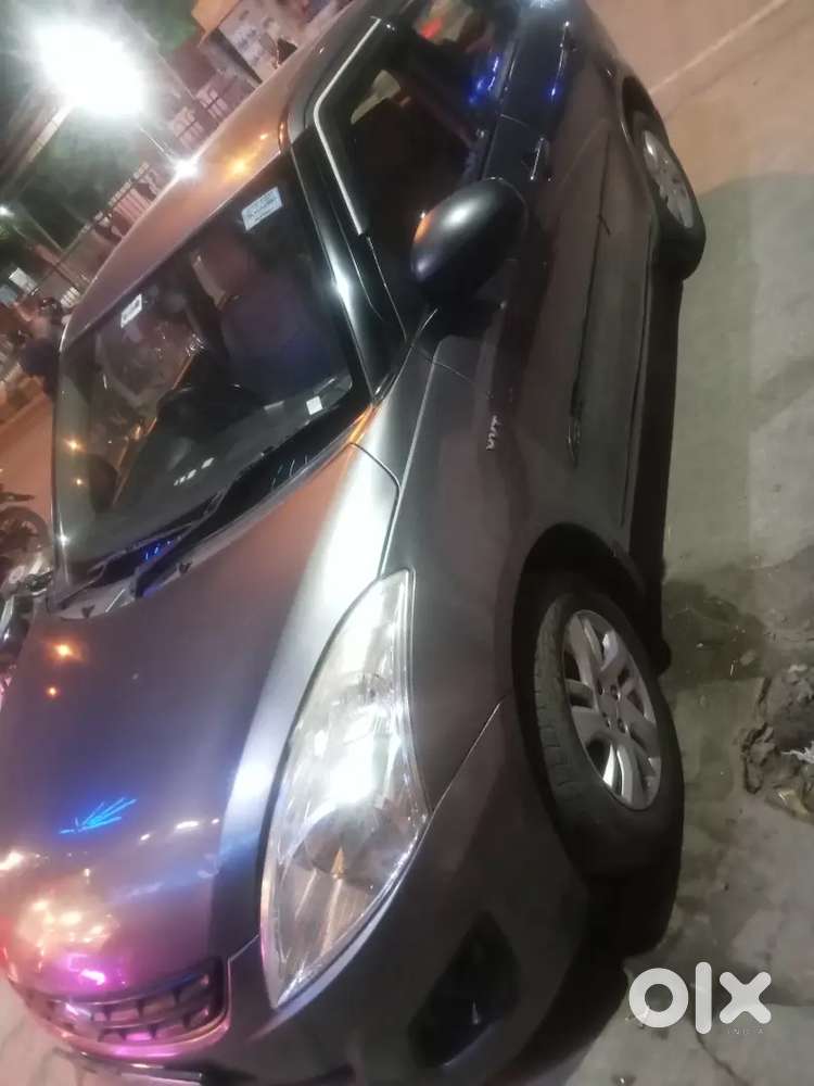 Maruti Suzuki Swift Dzire 2013