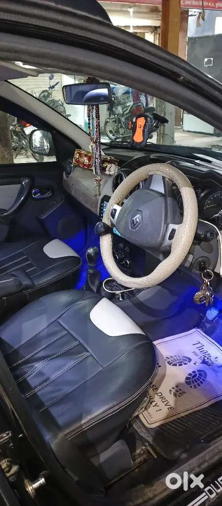 Renault Duster 2015 Diesel 136000 Km Driven