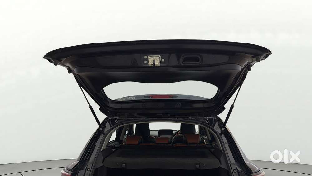 Maruti Suzuki Grand Vitara 1.5 Zeta Plus Intelligent Hybrid Ecvt, 20..