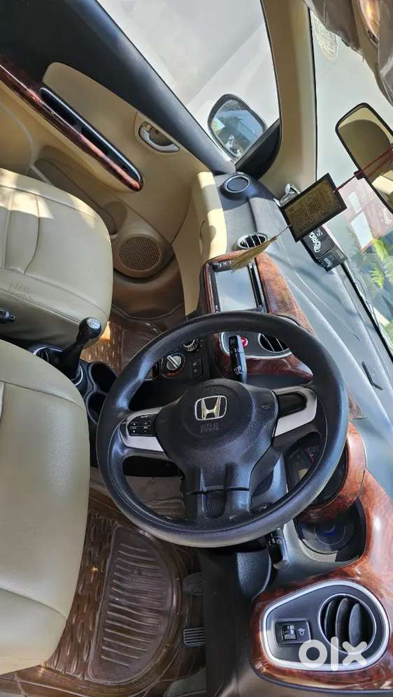 Honda Mobilio 2016 Diesel 90000 Km Driven