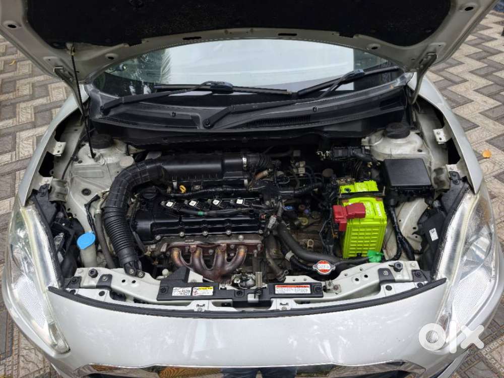 Maruti Suzuki Swift Dzire Vxi Optional, 2019, Petrol
