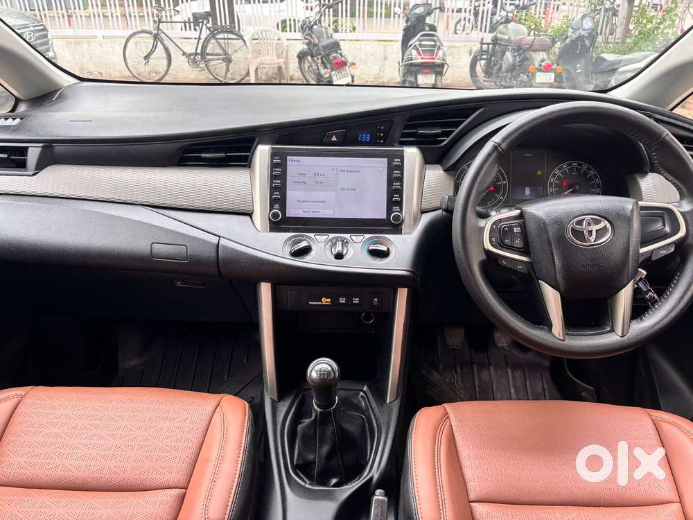 Toyota Innova Crysta 2.4 G Mt, 2021, Diesel