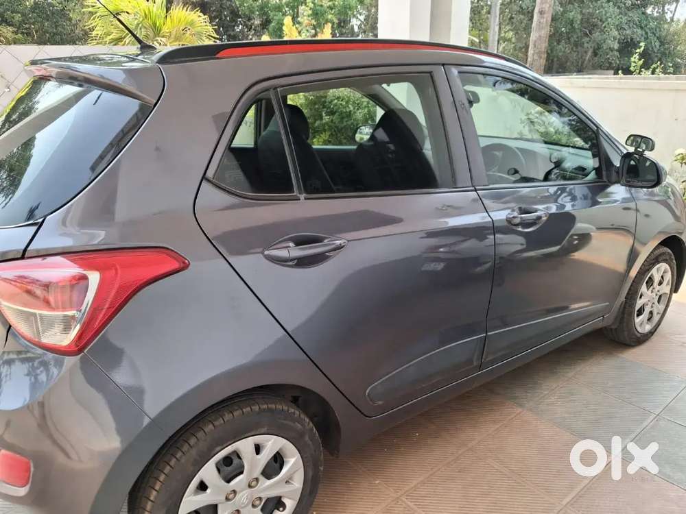 Hyundai Grand I10 2016 Petrol 34000 Km Driven