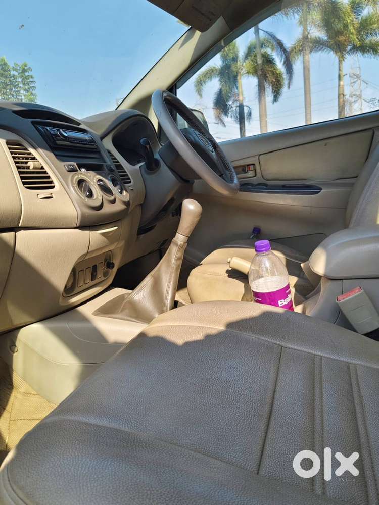 Toyota Innova 2009 Diesel Well Maintained
