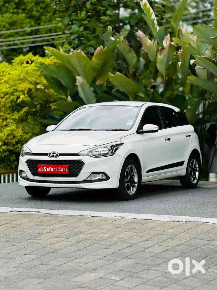 Hyundai I20 Petrol Asta Option, 2015, Petrol