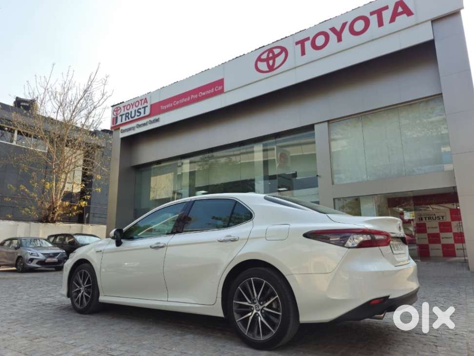 Toyota Camry Hybrid, 2024, Petrol