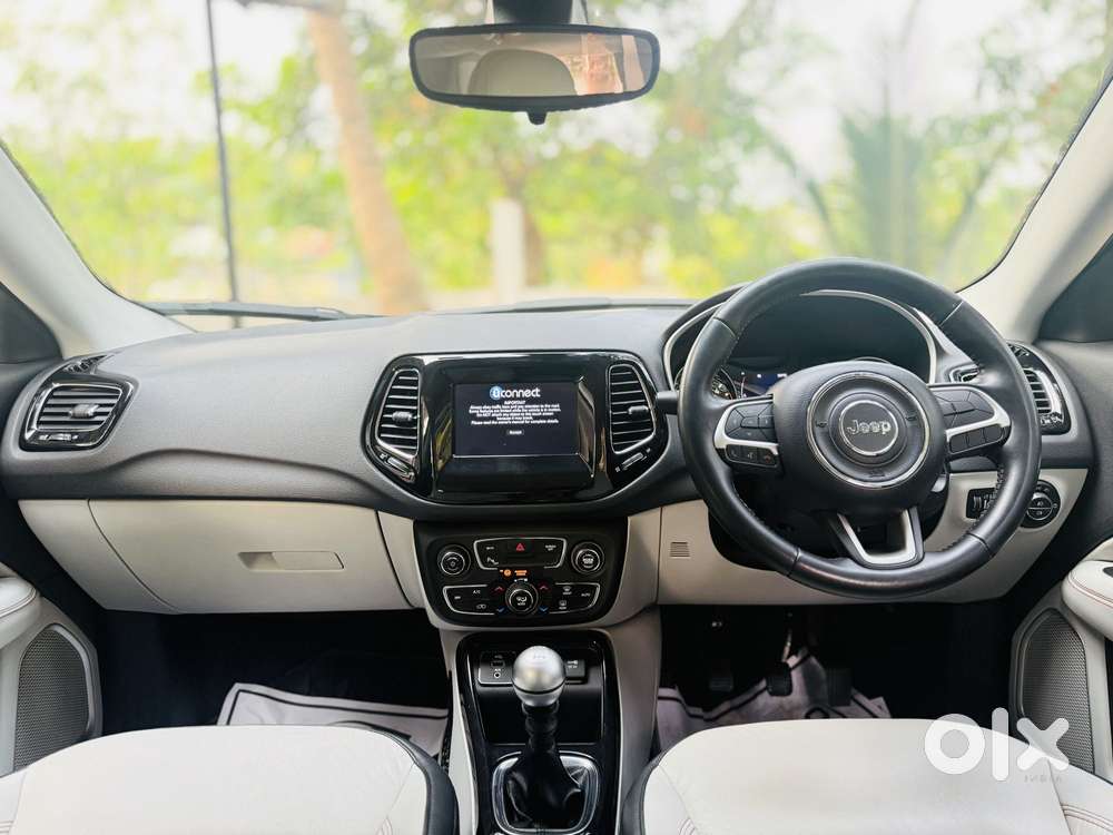 Jeep Compass 2.0 Limited Option Black, 2018, Diesel