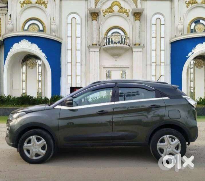 Tata Nexon 1.2 Revotron Xma Amt, 2020, Petrol