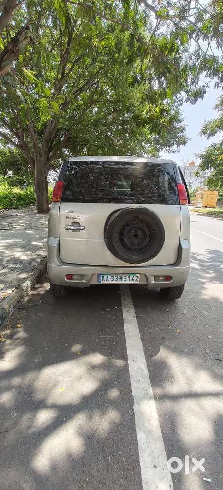 Mahindra Quanto 1.5 C2 2012