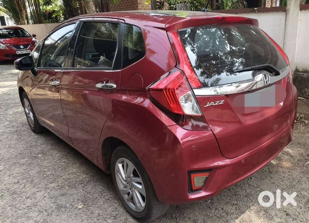 Honda Jazz V Automatic, 2019, Petrol