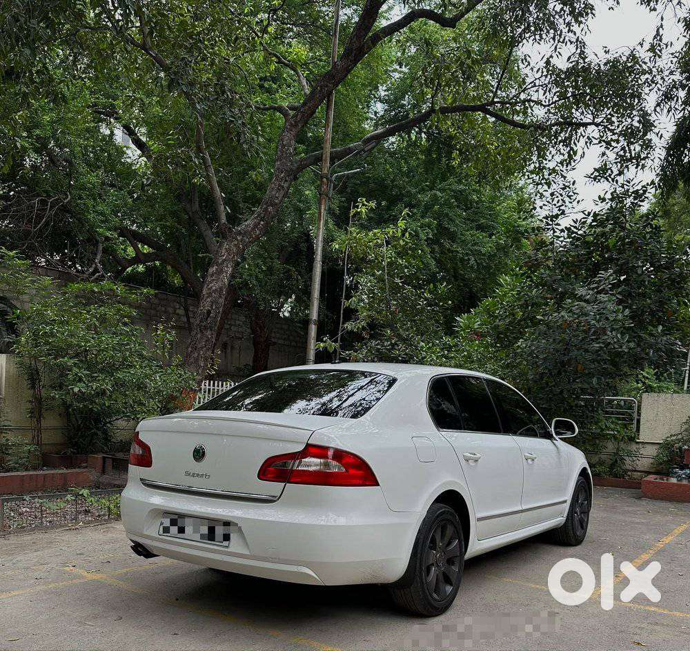 Skoda Superb Elegance 2.0 Tdi Cr At, 2010, Diesel