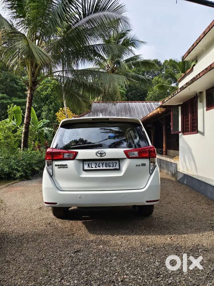 Toyota Innova Crysta 2016 Diesel Automatic