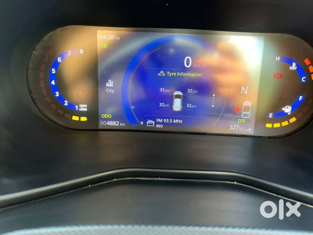 Tata Nexon Creative Plus 1.2 Revotron Petrol 6 Amt, 2024, Petrol