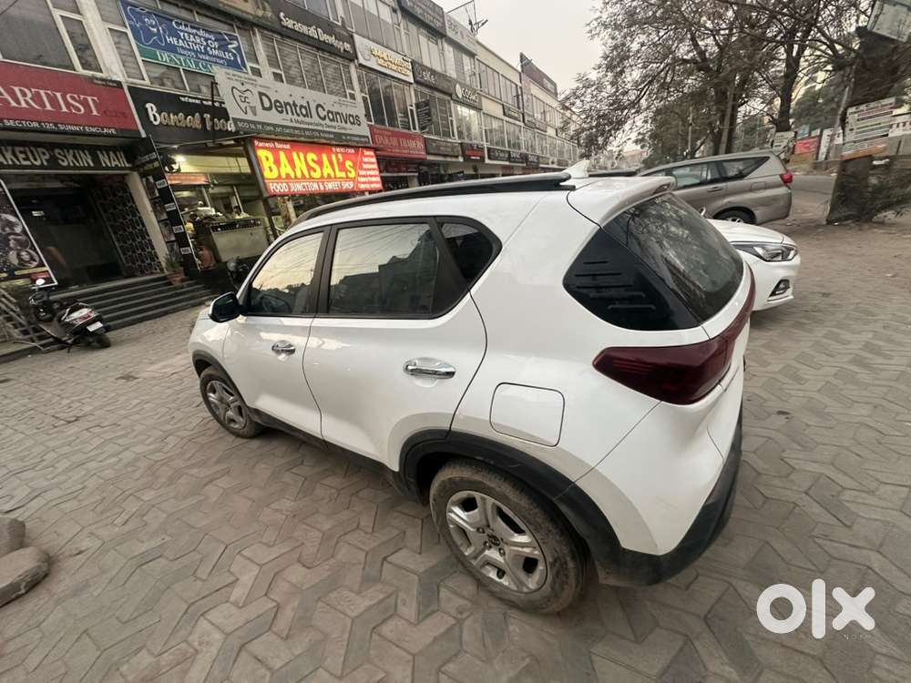 Kia Sonet Petrol 2023
