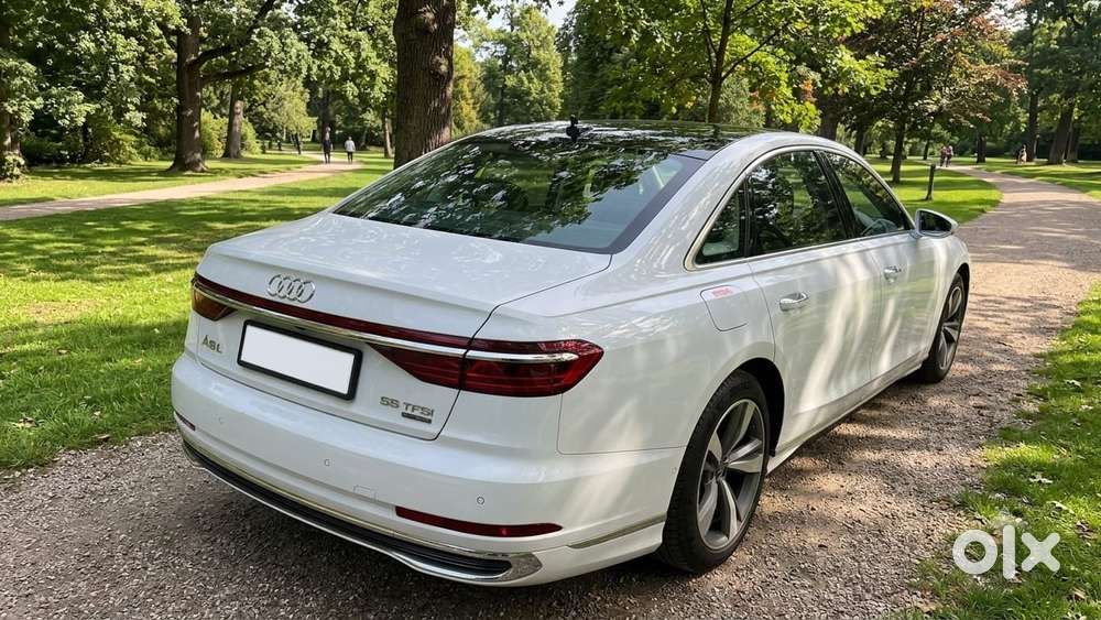 Audi A8 L, 2024, Petrol