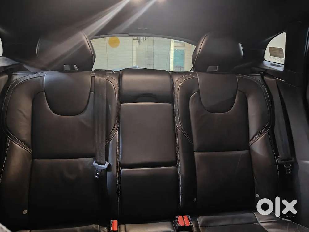 Volvo V40 2018 Diesel 50100 Km Driven